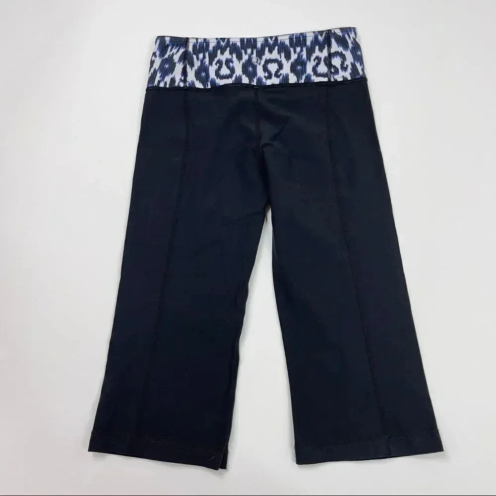 Lululemon Reversible Grove crop legging Size 4